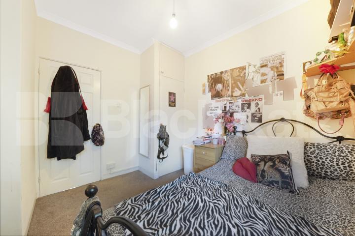Bright & spacious du[plex apartment in the heart of Borough Greene House, Burbage Close, Borough 