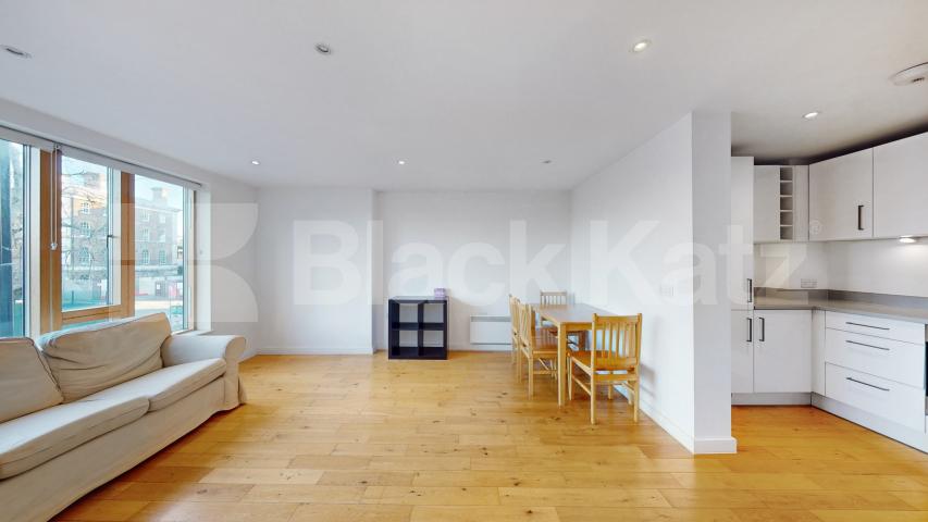 Modern contemporary two bed two bath within walking distance to Kings Cross York Way, Caledonian Road