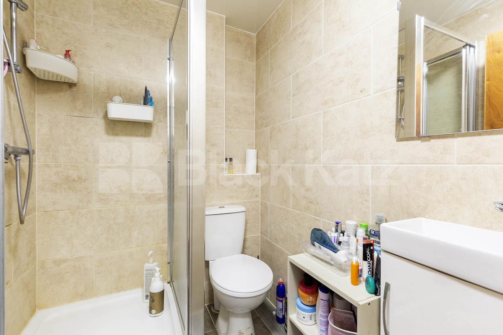 			3 Bedroom, 2 bath, 1 reception 			 Kilburn Lane, London, W9,  London