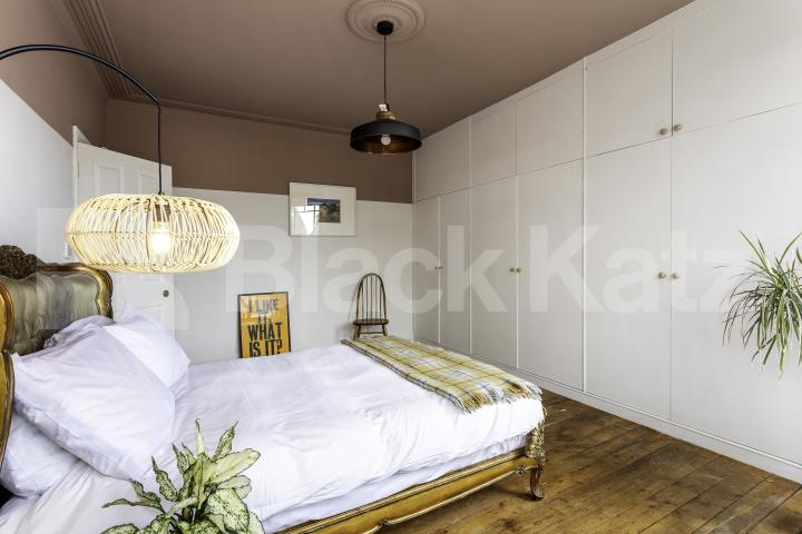 Beautifully renovated by the previous owner to a high modern standard, this impr Hamilton Road, London, NW10,  London