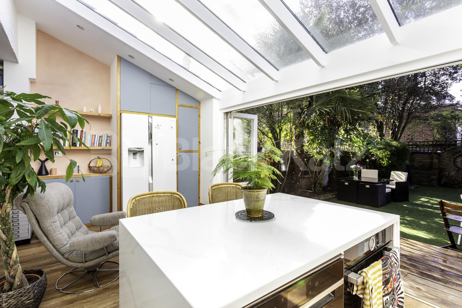 Beautifully renovated by the previous owner to a high modern standard, this impr Hamilton Road, London, NW10,  London