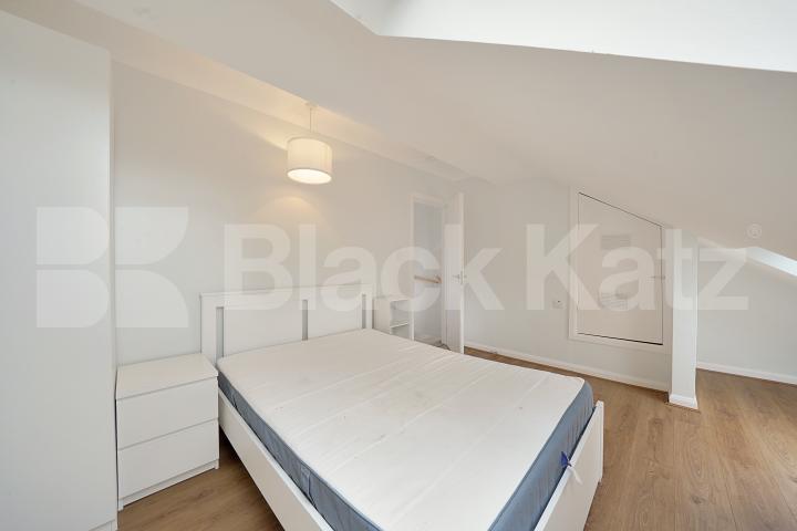 			5 Bedroom, 2 bath, 1 reception 			 Hamilton Road, Dollis Hill, NW10,  Dollis Hill