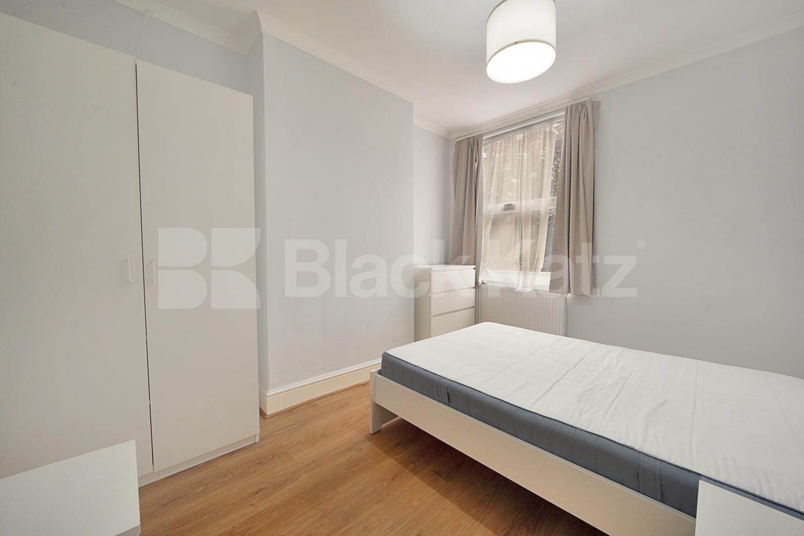 			5 Bedroom, 2 bath, 1 reception 			 Hamilton Road, Dollis Hill, NW10,  Dollis Hill