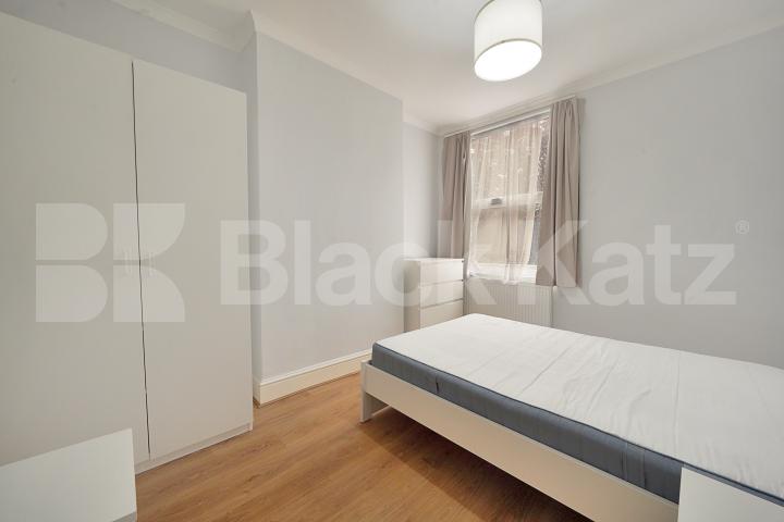 			5 Bedroom, 2 bath, 1 reception 			 Hamilton Road, Dollis Hill, NW10,  Dollis Hill