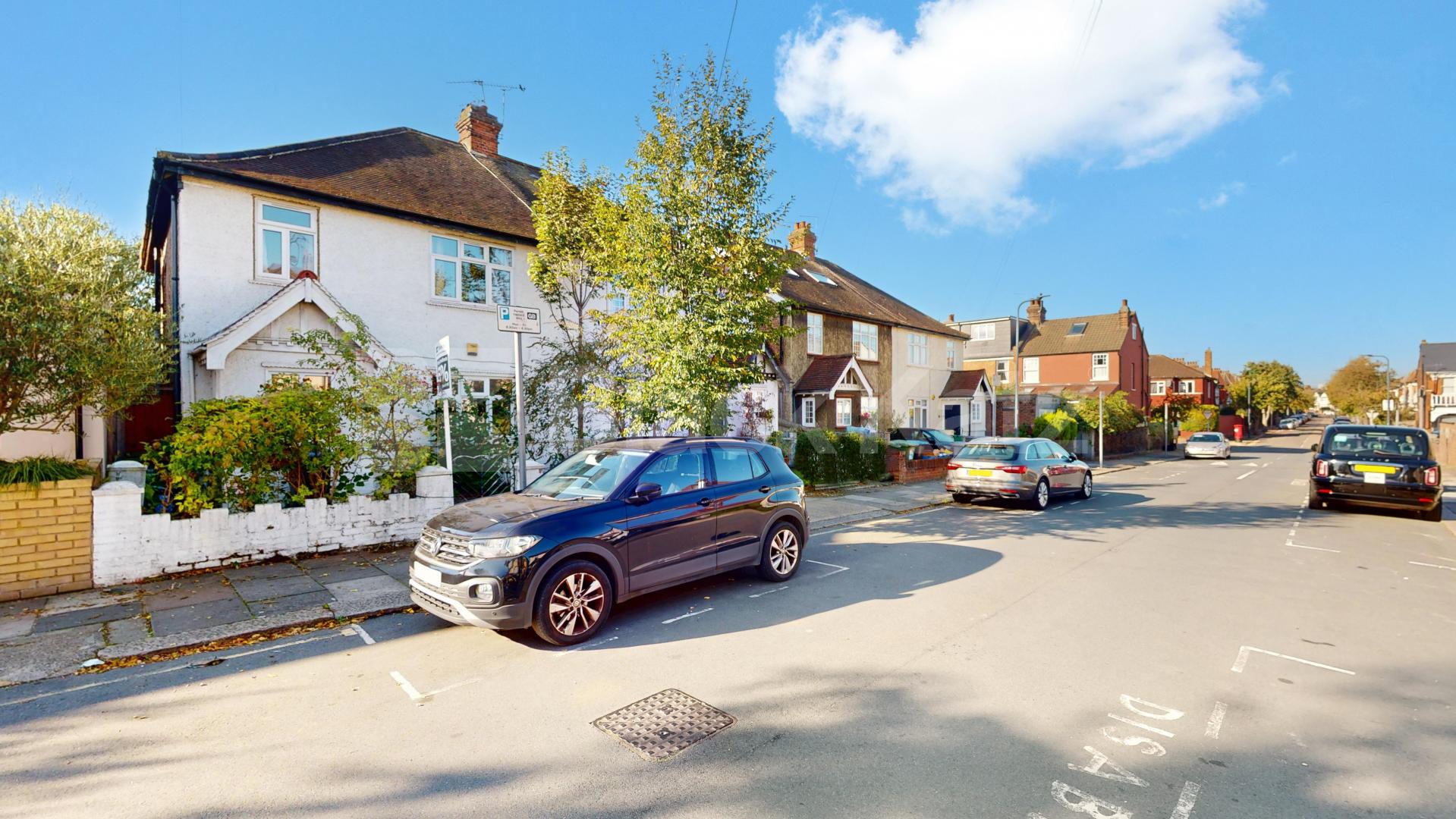 			1 Bedroom, 1 bath, 1 reception 			 Fleetwood Road, London, NW10,  London