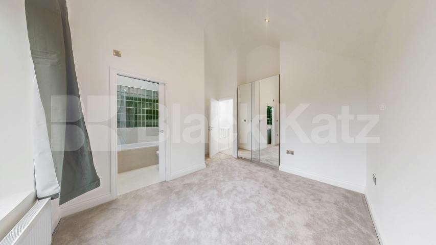 An exceptional opportunity to purchase a stunning, newly built three-bedroom, tw Gondar Gardens, West Hampstead, NW6,  London