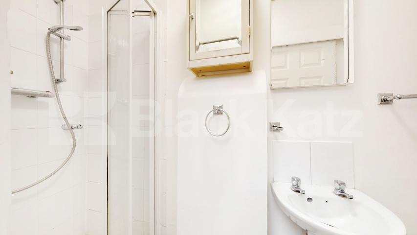 			3 Bedroom, 2 bath, 1 reception 			 Hermit Place, London, NW6,  London