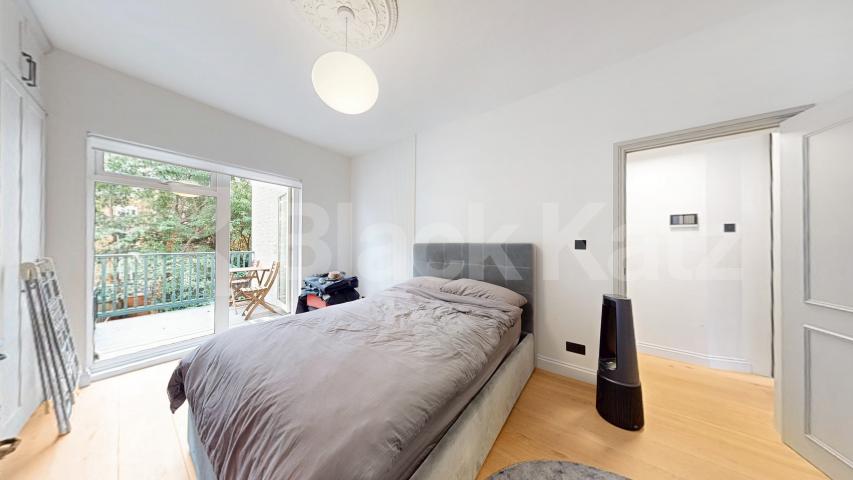 £1000 towards your moving costs.Situated on the sought-after Dennington Road, N Dennington Park Road, West Hampstead, NW6 (£1000 towards your moving costs),  London
