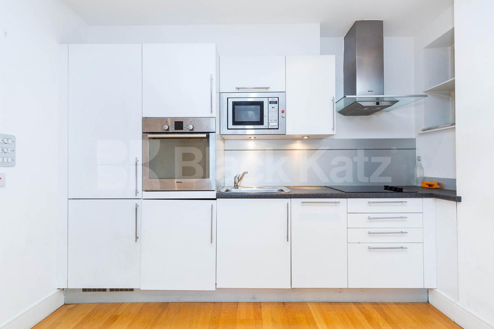 Bright One Bedroom Apartment with Modern Finish in the Heart of E8 Kingsland Passage, Dalston