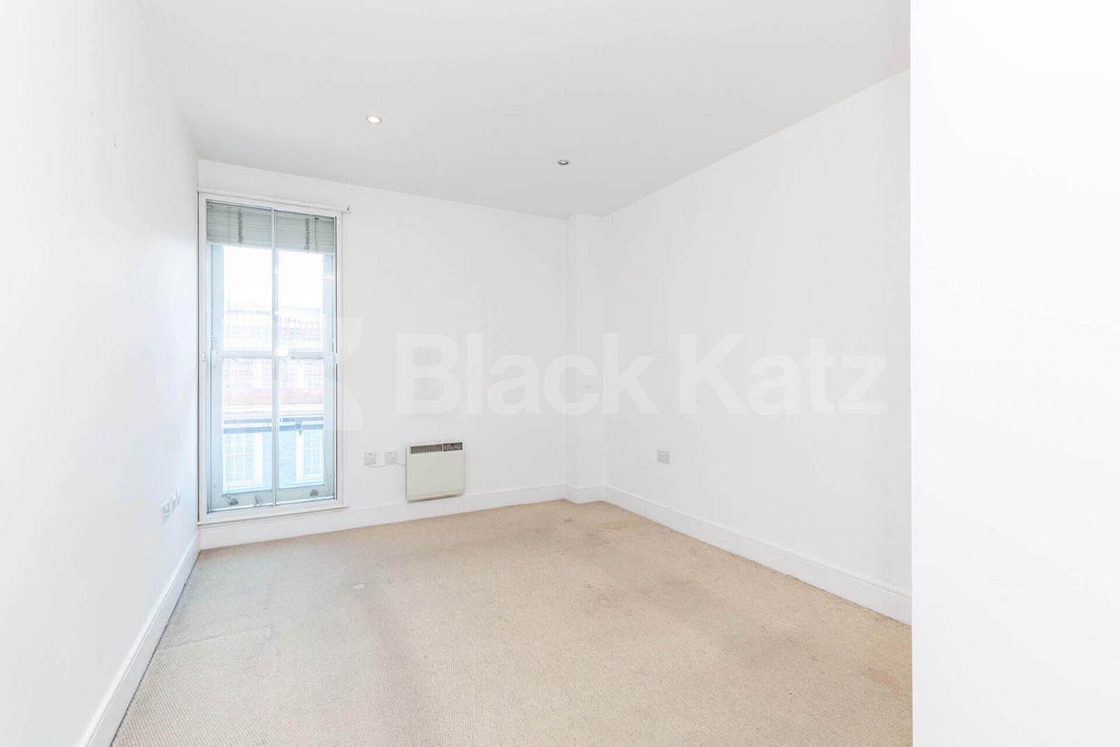 Bright One Bedroom Apartment with Modern Finish in the Heart of E8 Kingsland Passage, Dalston