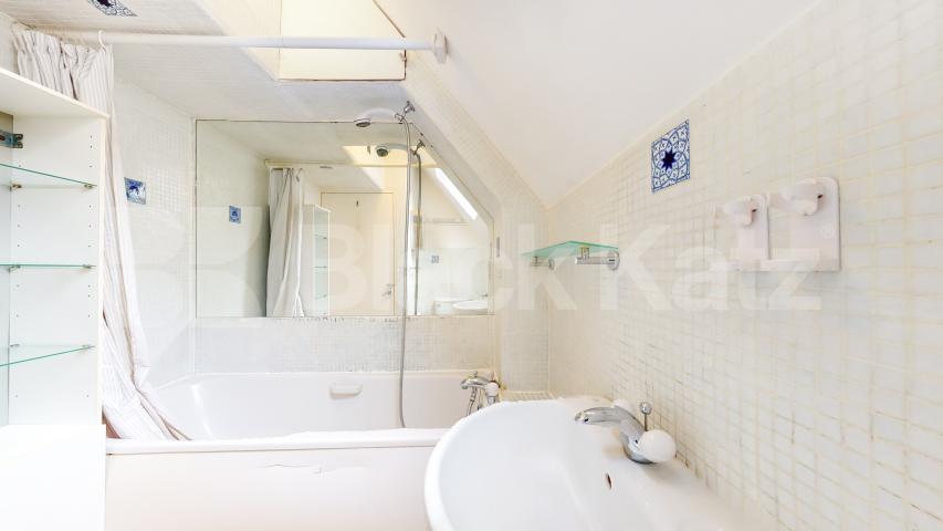 			1 Bedroom, 1 bath, 1 reception 			 Woodchurch Road, London, NW6,  London