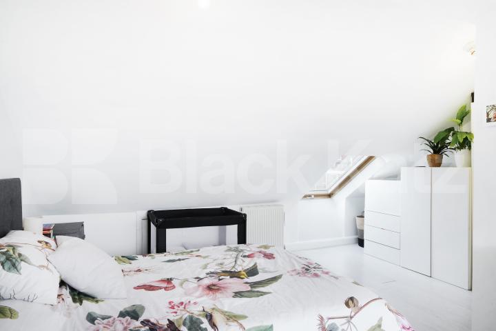 A charming and well-presented two-bedroom split-level period conversion, ideally Streatley Road, London, NW6,  London