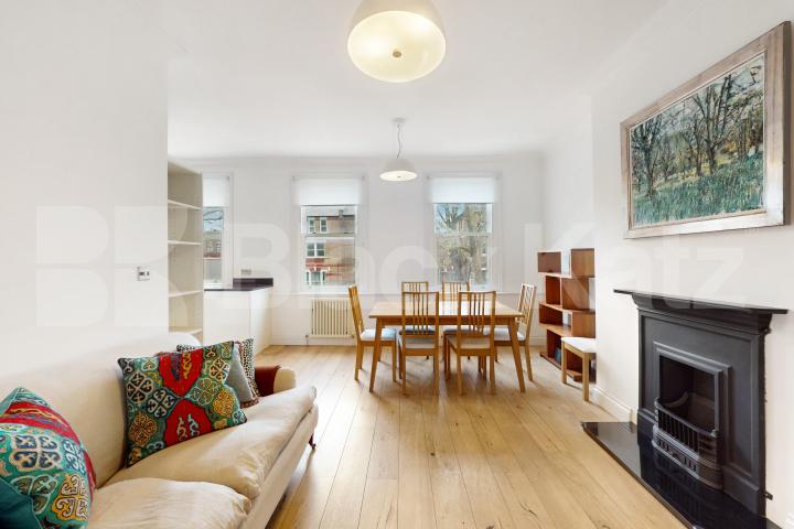 Stunning 2 bed within a period house mins to tube ! Hillmarton Road, Hillmarton Conservation Area