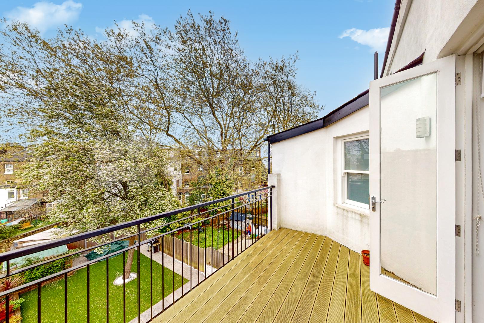 Stunning 2 bed within a period house mins to tube ! Hillmarton Road, Hillmarton Conservation Area