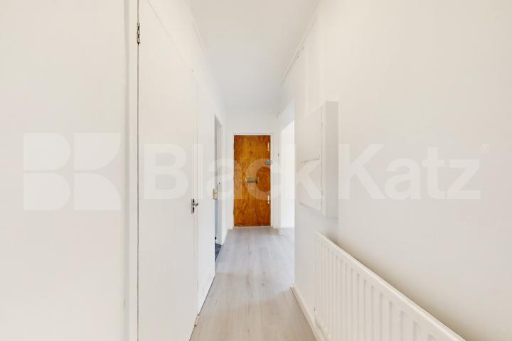 Bright and airy two bedroom flat is stylish block close two amenities Sudbury Court, Allan Edwards Drive, Stockwell / Nine Elms
