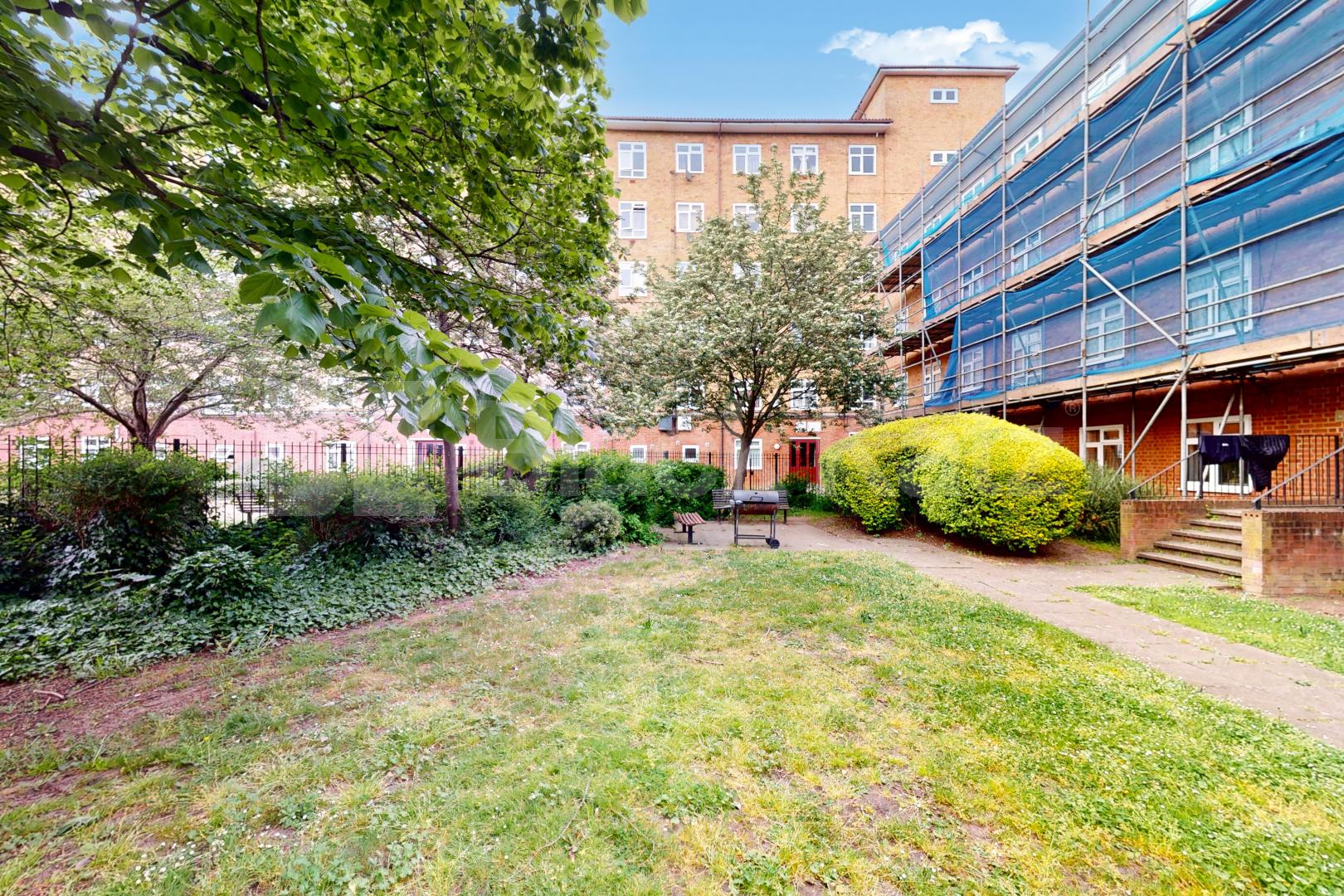 Bright and airy two bedroom flat is stylish block close two amenities Sudbury Court, Allan Edwards Drive, Stockwell / Nine Elms