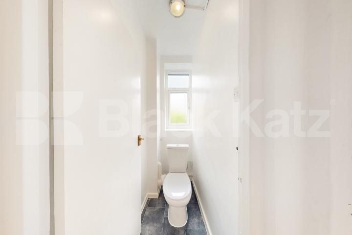 Bright and airy two bedroom flat is stylish block close two amenities Sudbury Court, Allan Edwards Drive, Stockwell / Nine Elms