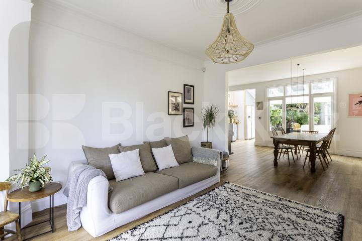 Beautifully renovated by the previous owner to a high modern standard, this impr Hamilton Road, London, NW10,  London