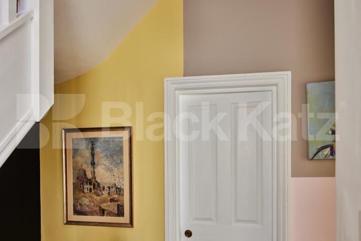 Beautifully renovated by the previous owner to a high modern standard, this impr Hamilton Road, London, NW10,  London