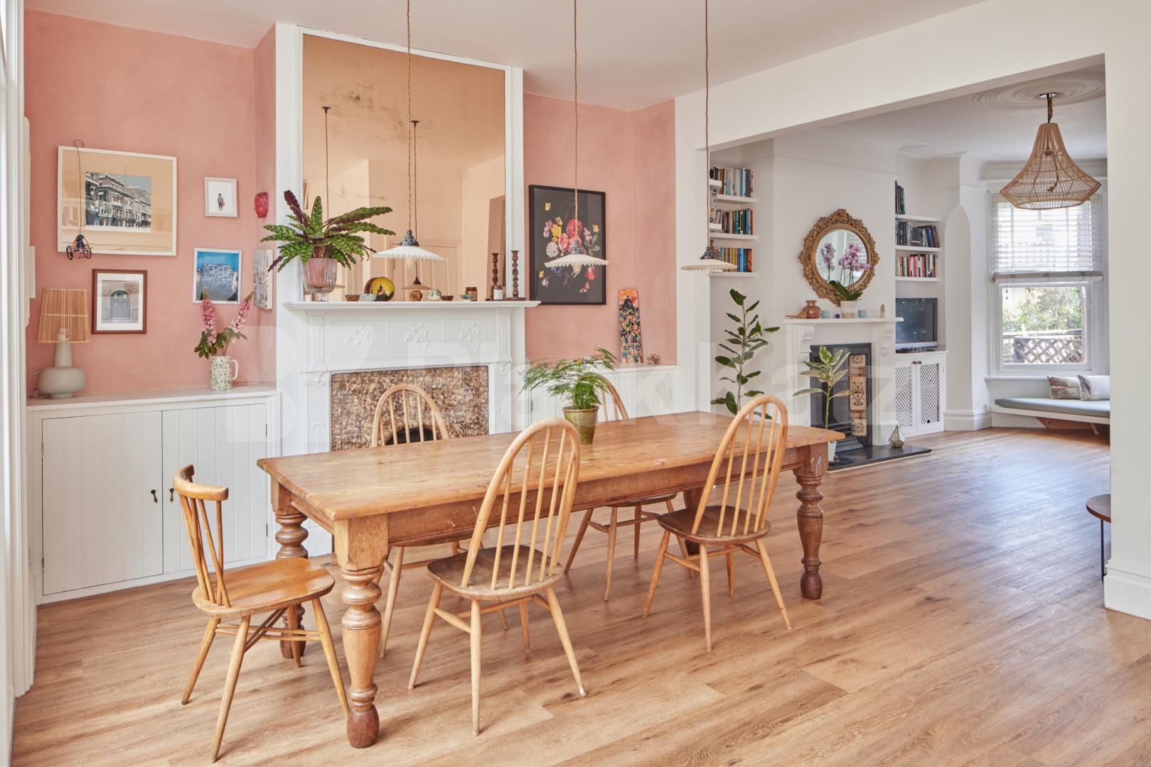 Beautifully renovated by the previous owner to a high modern standard, this impr Hamilton Road, London, NW10,  London
