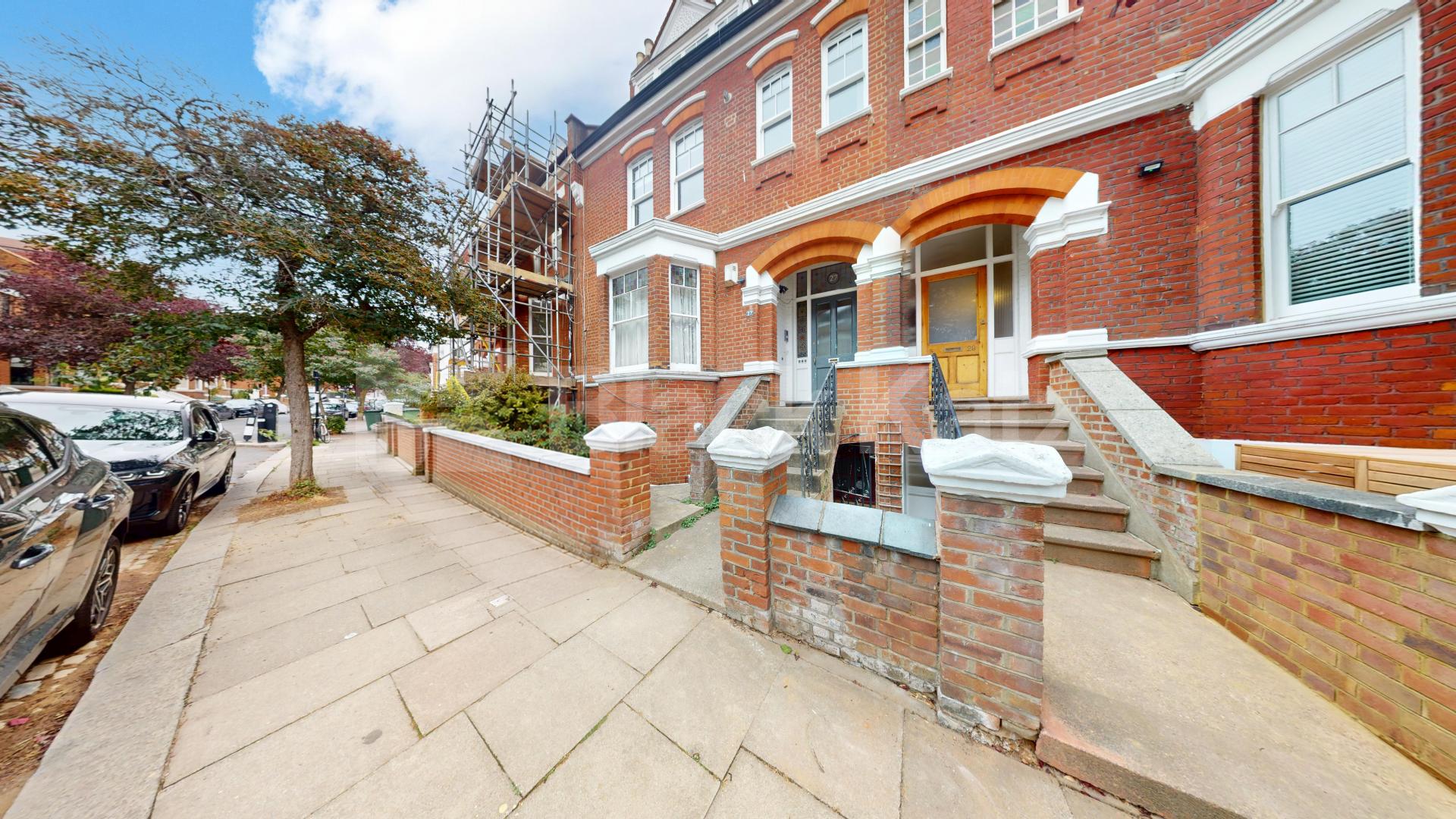 £1000 towards your moving costs.Situated on the sought-after Dennington Road, N Dennington Park Road, West Hampstead, NW6 (£1000 towards your moving costs),  London