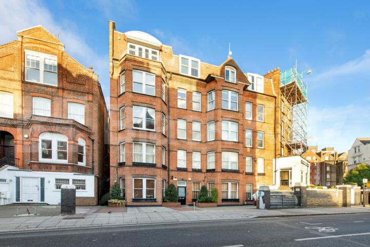 Set on the sought-after Canfield Gardens, South Hampstead (NW6), this beautifull Canfield Gardens, South Hampstead, NW6,  Stirling Mansions