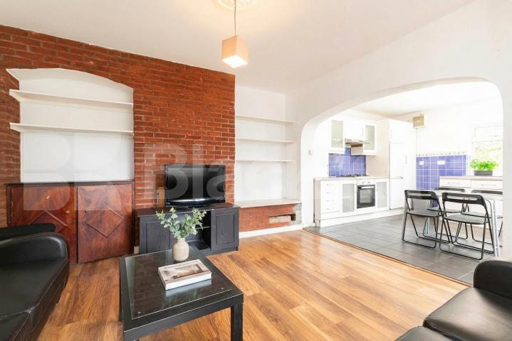 A rare and exciting opportunity to acquire this substantial freehold property si Sawley Road, Shepherds Bush, W12,  London
