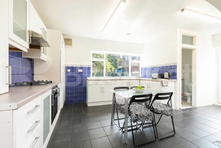 A rare and exciting opportunity to acquire this substantial freehold property si Sawley Road, Shepherds Bush, W12,  London