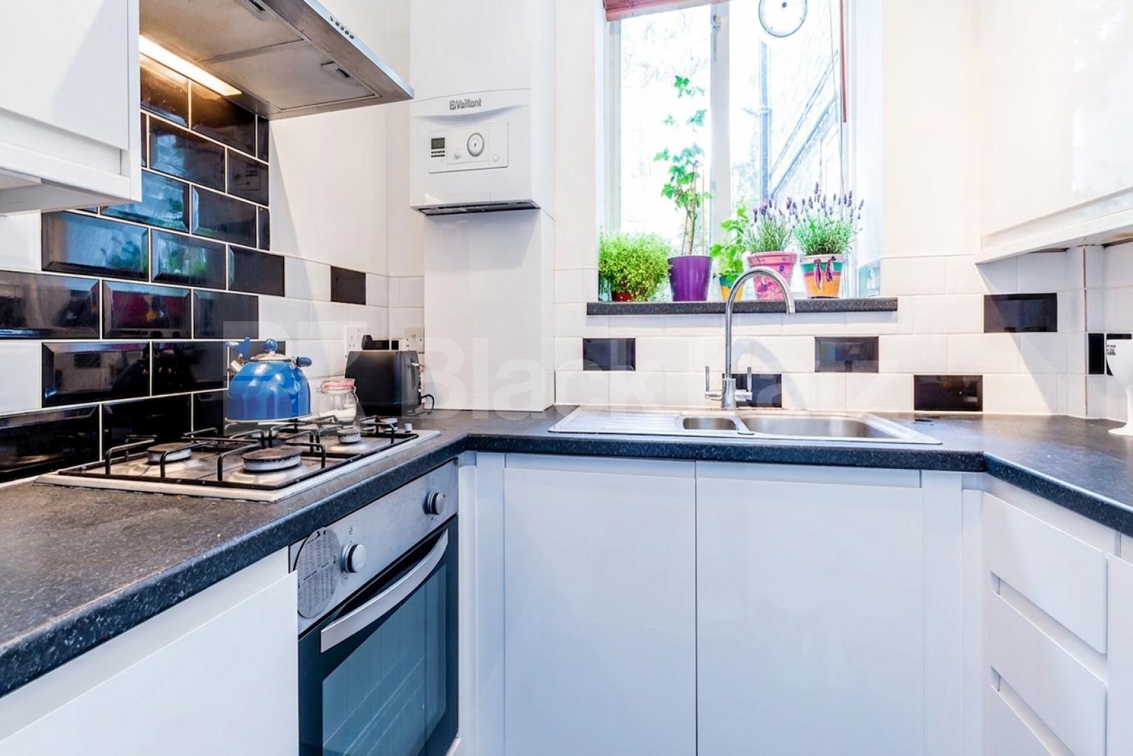Black Katz is delighted to present this stylish and contemporary studio flat, pe Britannia Row, Strang House Britannia Row, N1,  Strang House Britannia Row