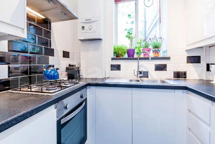 Black Katz is delighted to present this stylish and contemporary studio flat, pe Britannia Row, Strang House Britannia Row, N1,  Strang House Britannia Row