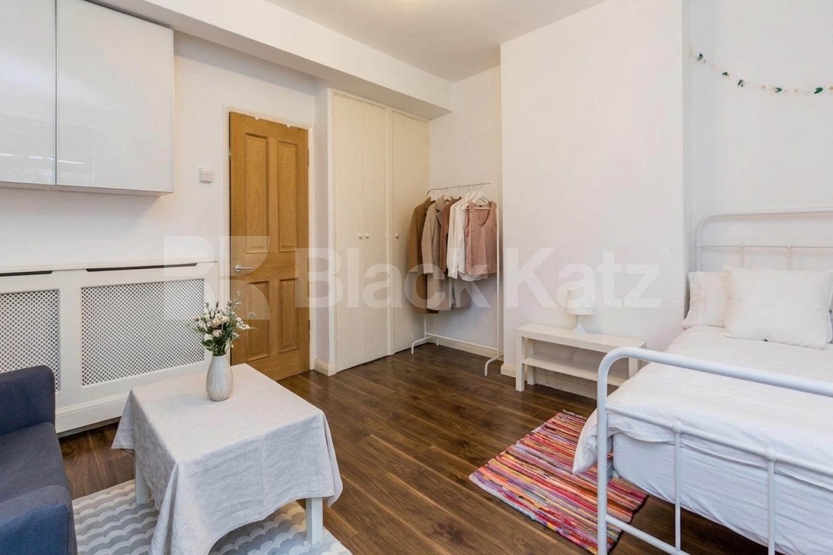Black Katz is delighted to present this stylish and contemporary studio flat, pe Britannia Row, Strang House Britannia Row, N1,  Strang House Britannia Row