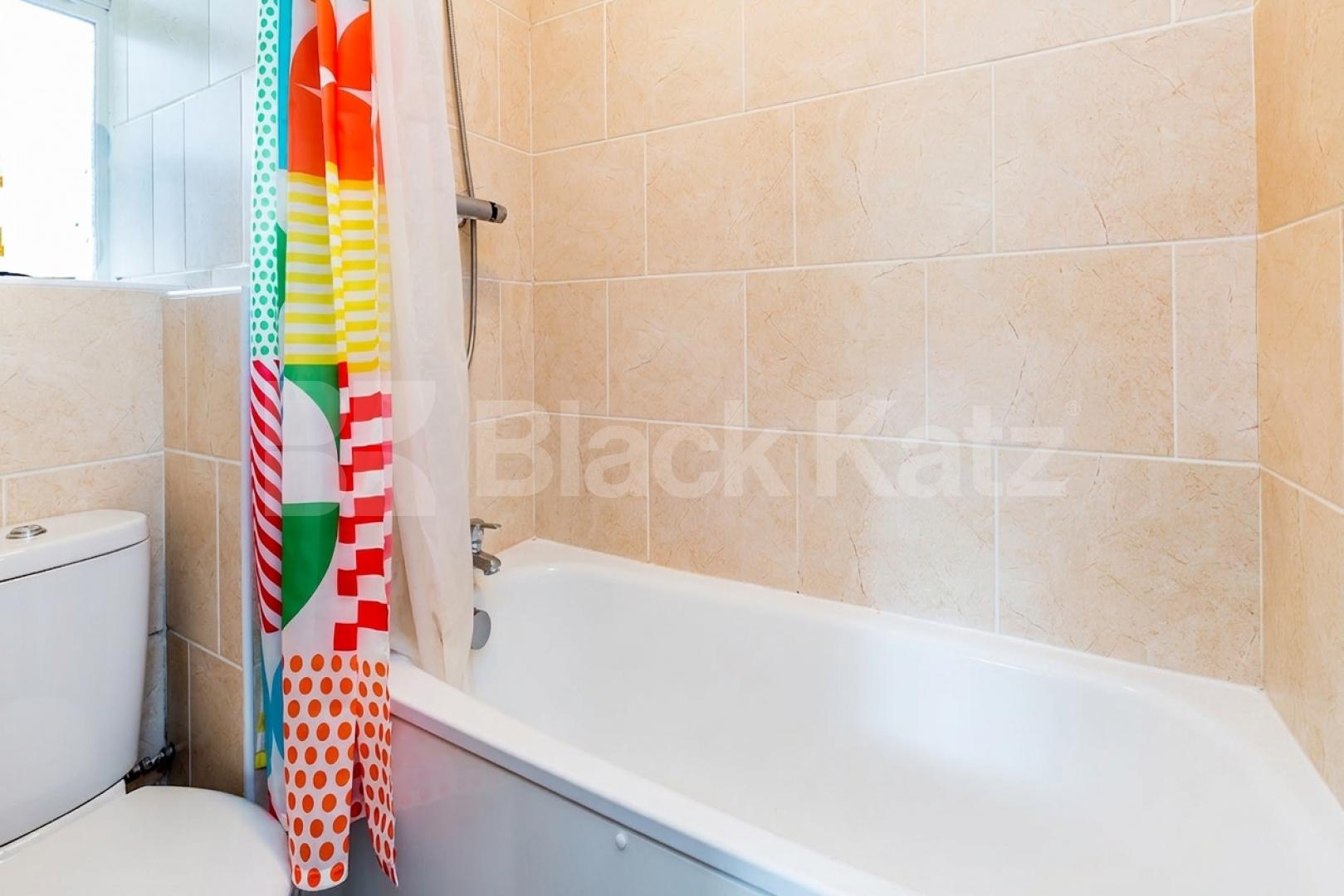 Black Katz is delighted to present this stylish and contemporary studio flat, pe Britannia Row, Strang House Britannia Row, N1,  Strang House Britannia Row
