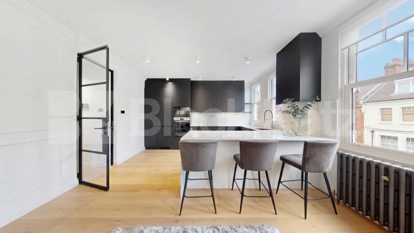 £1000 towards your moving costs.Situated on the sought-after Dennington Road, N Dennington Park Road, West Hampstead, NW6 (£1000 towards your moving costs),  London