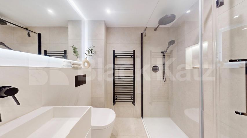 £1000 towards your moving costs.Situated on the sought-after Dennington Road, N Dennington Park Road, West Hampstead, NW6 (£1000 towards your moving costs),  London