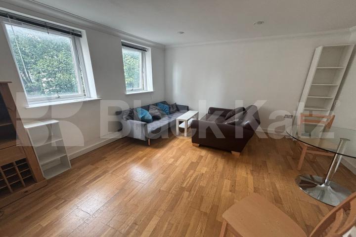 Boasting size, quality & location  Hendre Road , Elephant and Castle