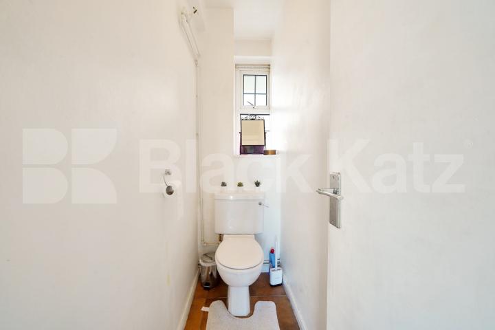 			3 Bedroom, 0 bath, 1 reception 			 Doddington Grove, Kean House Doddington Grove, SE17,  Kean House Doddington Grove