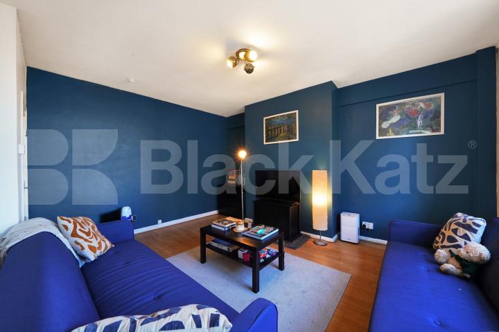 			3 Bedroom, 0 bath, 1 reception 			 Doddington Grove, Kean House Doddington Grove, SE17,  Kean House Doddington Grove