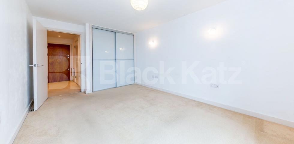 			Private balcony!, 1 Bedroom, 1 bath, 1 reception Apartment			 Emerson Building, New River Village, Crouch End / Hornsey