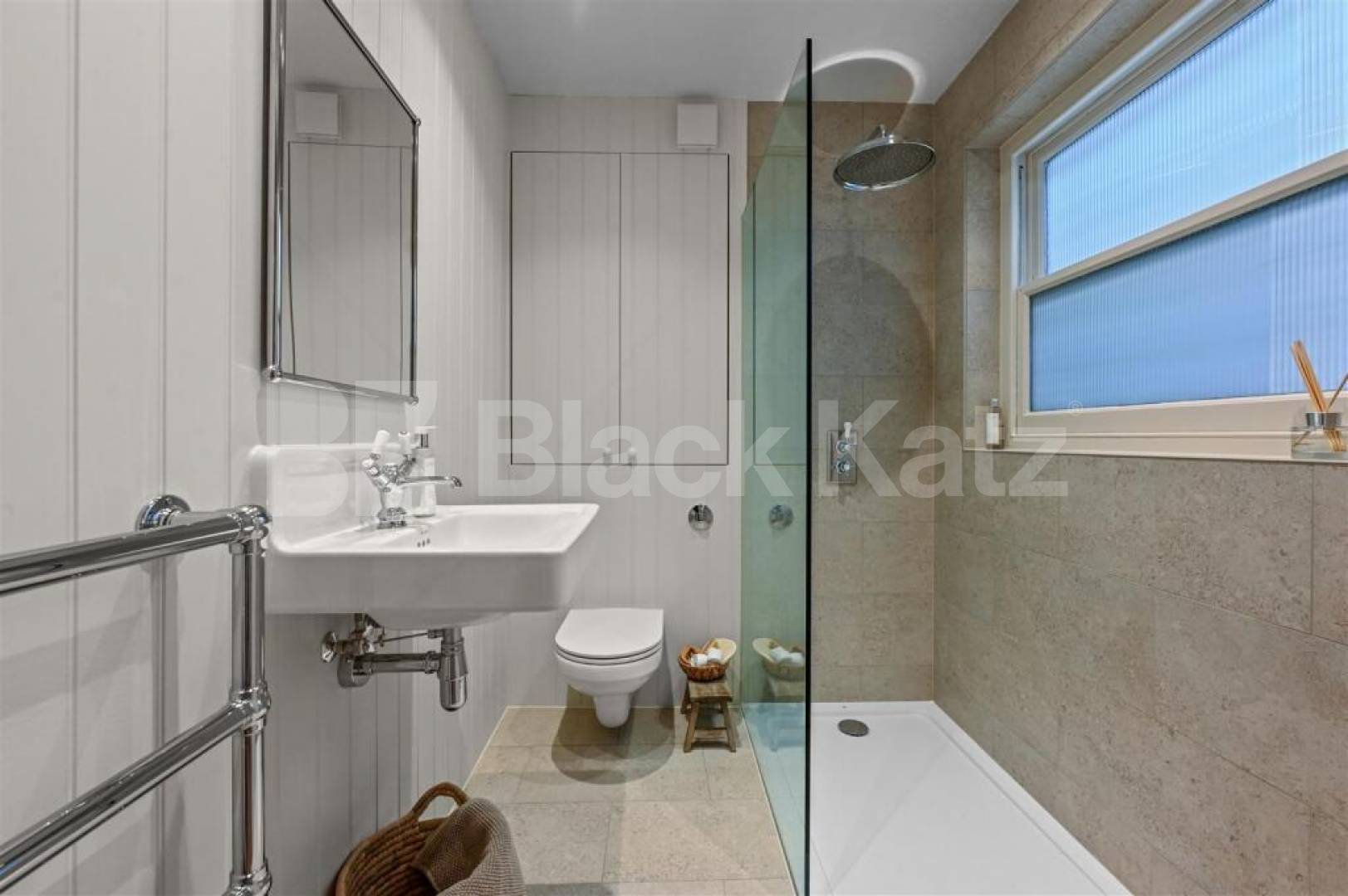 Stunning two bed two bath in Marylebone and walking distance to Regents Park Bingham Place, Marylebone