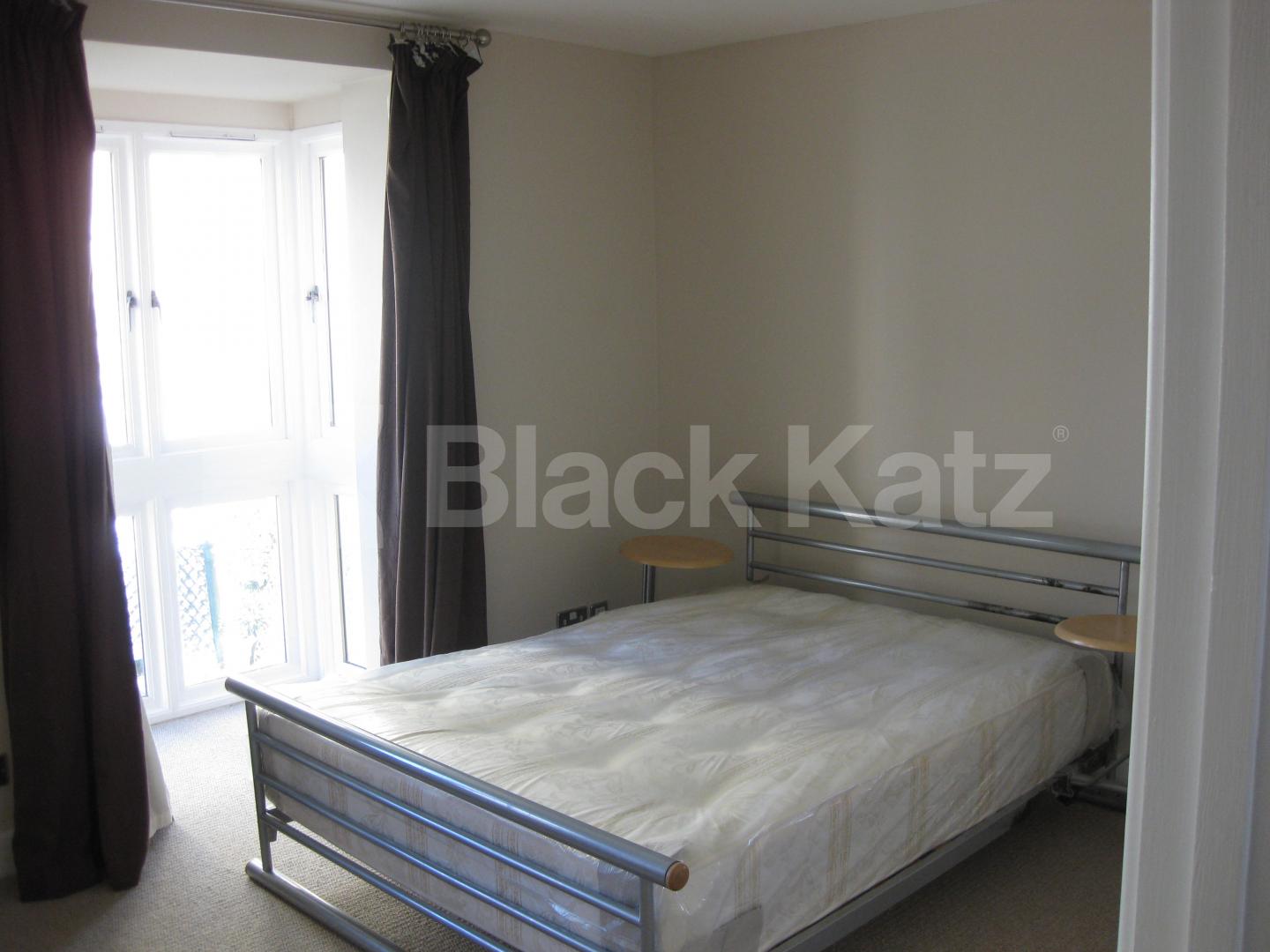 			UNDER OFFER, 4 Bedroom, 1 bath, 1 reception House			 Jamestown Way, CANARY WHARF