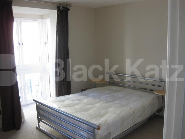 			UNDER OFFER, 4 Bedroom, 1 bath, 1 reception House			 Jamestown Way, CANARY WHARF