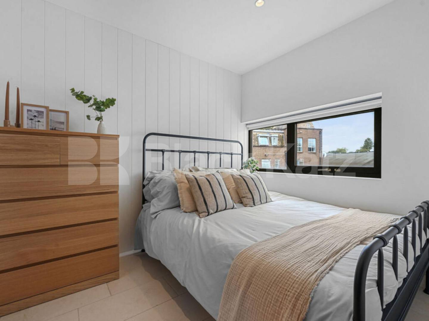 Stunning luxury 3 bed 2 bath modern development by Regents Park Lattitude House, Oval Road, Regents Park / Camden