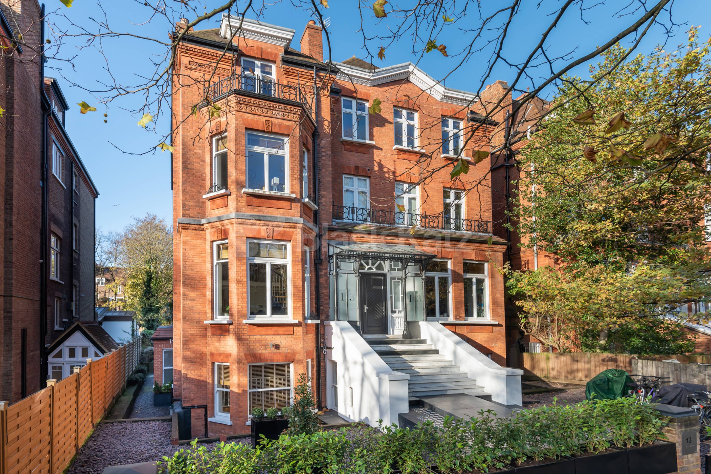 Spacious studio recently refurbished to a modern standard  Fitzjohns Avenue, Swiss Cottage NW3