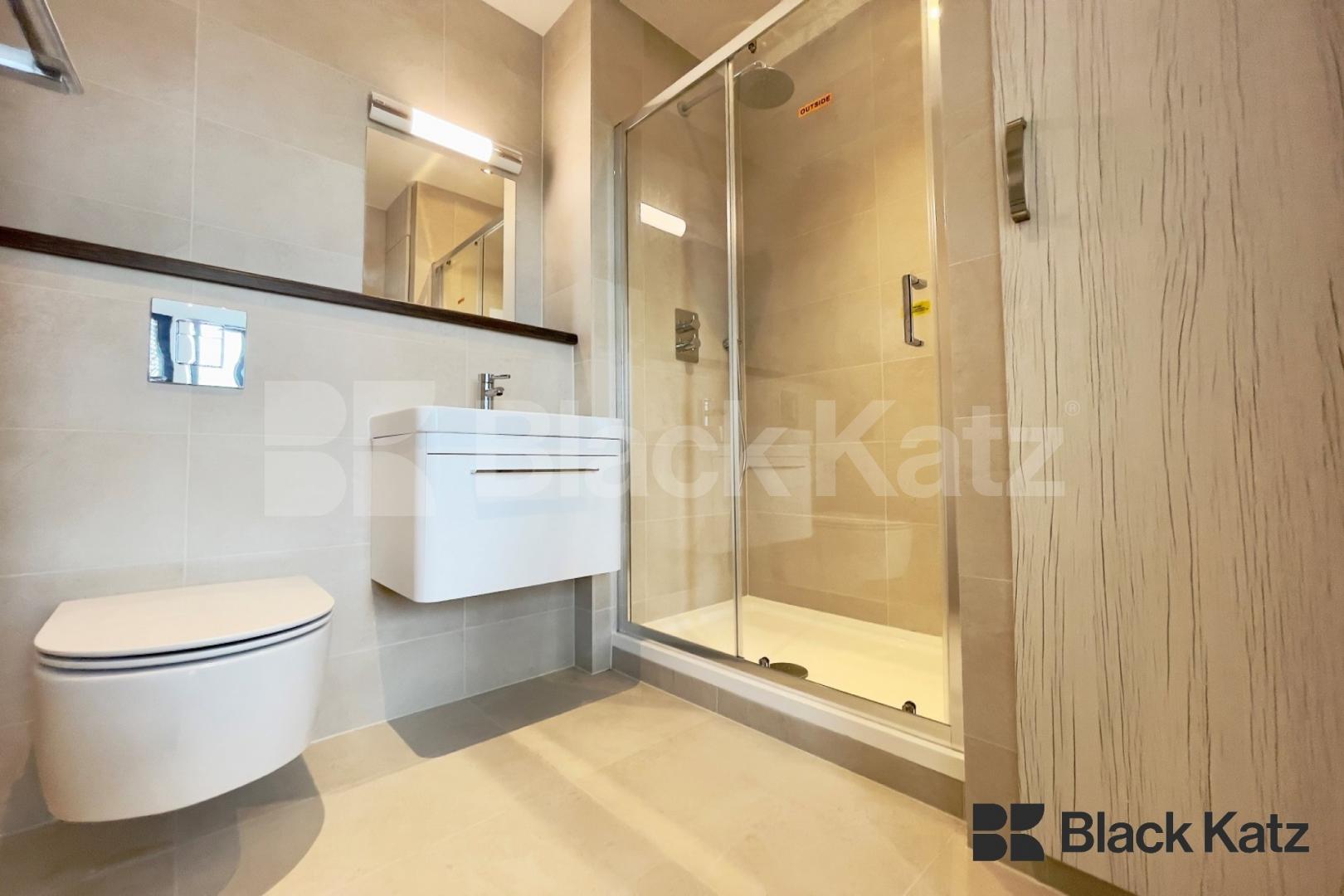 Size, quality & location + Concierge service & gym facilities The Ceramic Building - Newington Causeway , Borough