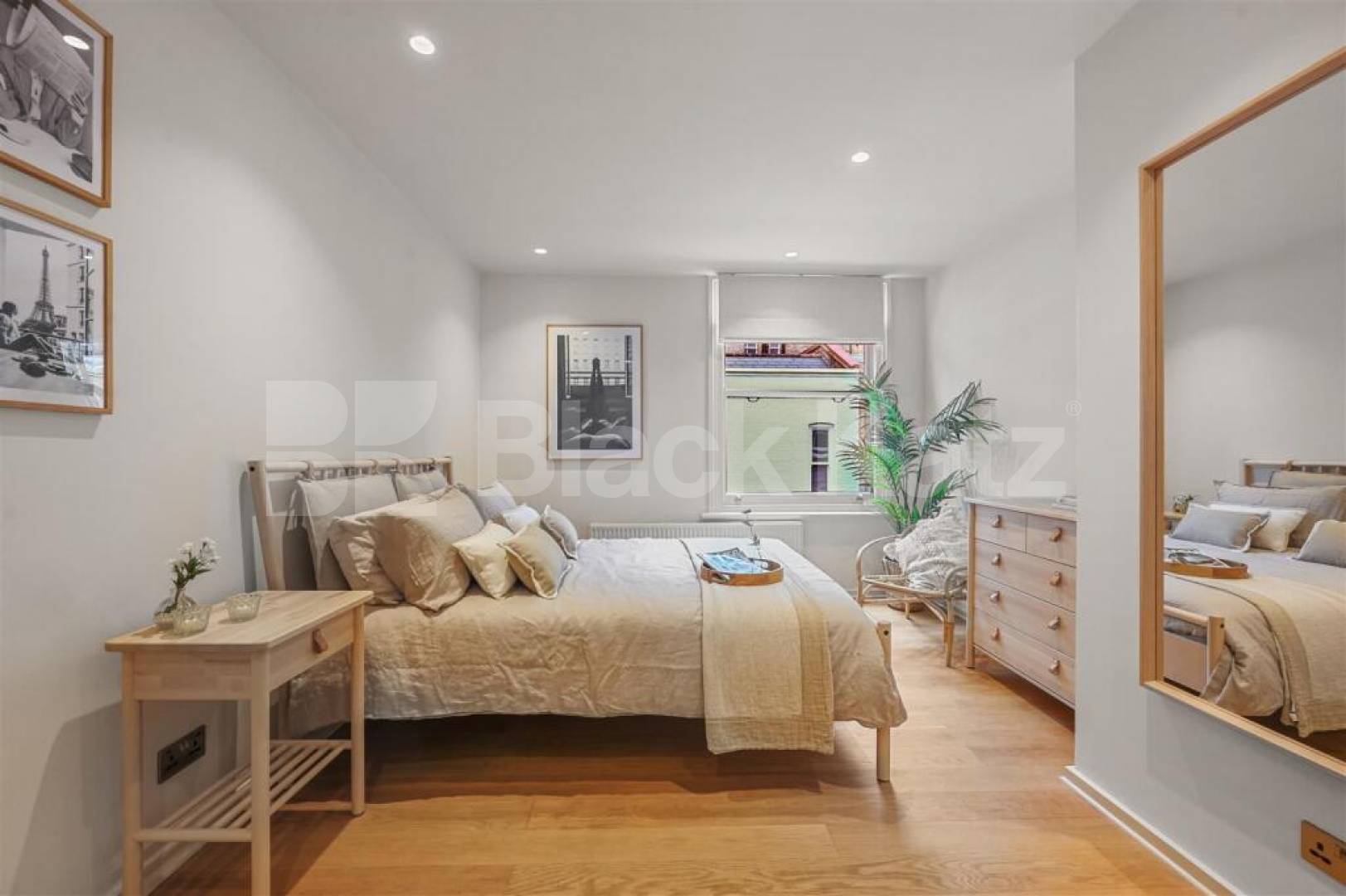 Stunning two bed two bath in Marylebone and walking distance to Regents Park Bingham Place, Marylebone