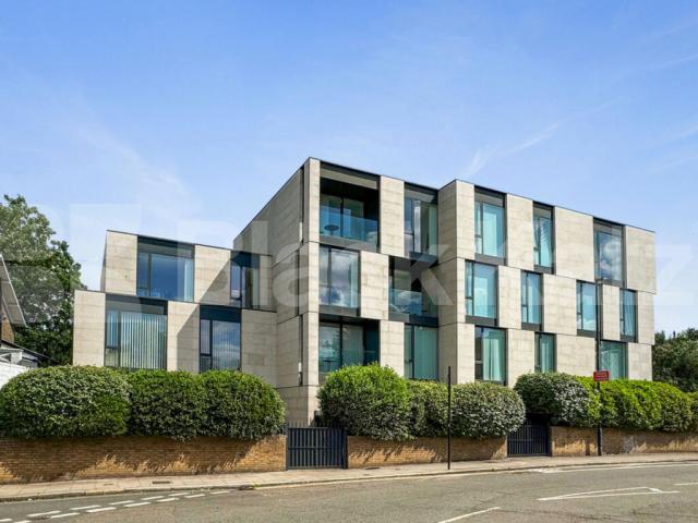 Stunning luxury 3 bed 2 bath modern development by Regents Park Lattitude House, Oval Road, Regents Park / Camden