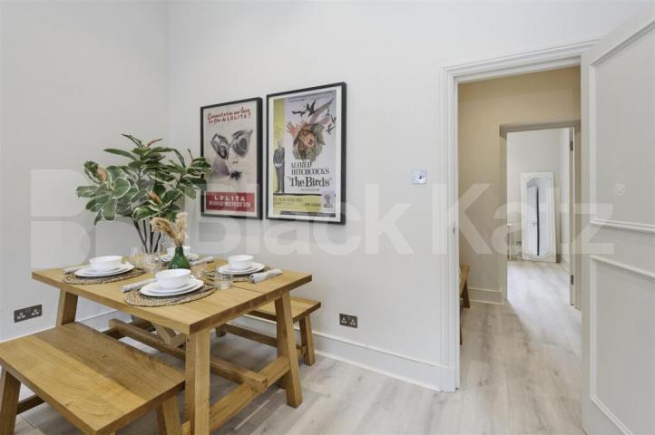 Spacious luxury modern one bed in Marylebone minutes to Regents Park Nottingham Place, Marylebone