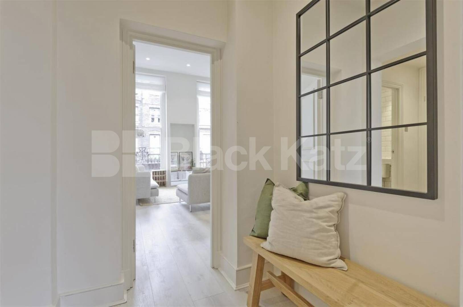 Spacious luxury modern one bed in Marylebone minutes to Regents Park Nottingham Place, Marylebone