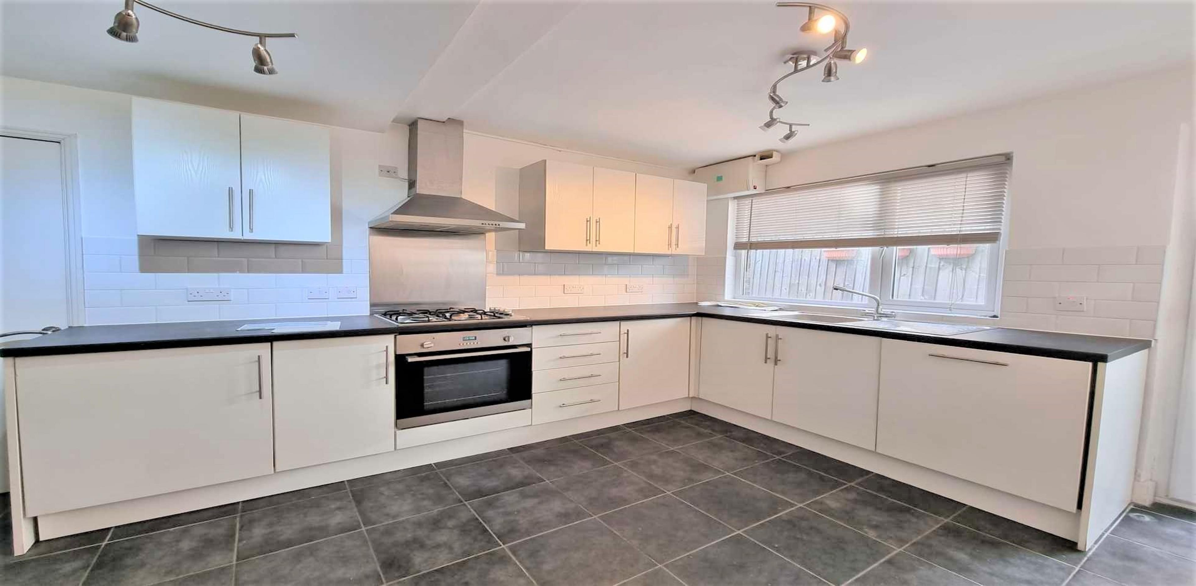 			1 Bedroom, 1 bath, 1 reception Flat			 Cotleigh Road, WEST HAMPSTEAD NW6