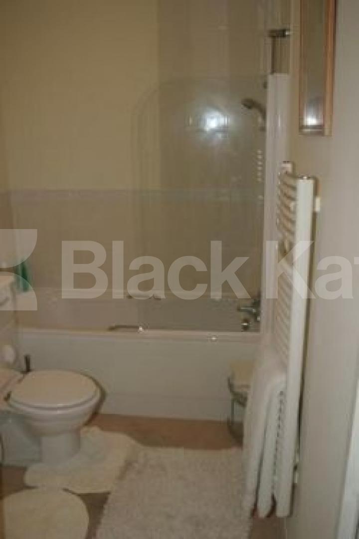 			2 Bedroom, 1 bath, 1 reception Ground Floor Flat			 North Point, Crouch End